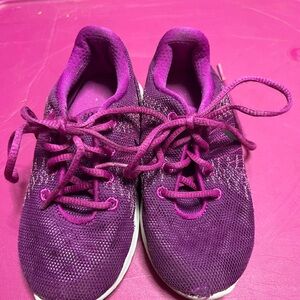 Nike Purple Sneakers Lightweight Breathable Design